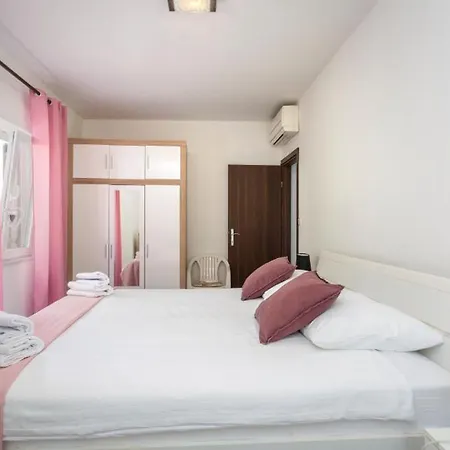 Villa Nino With View - Lovran By Guide