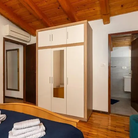 Nino With View - Lovran By Guide Villa