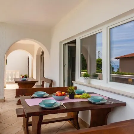 Villa Nino With View - Lovran By Guide