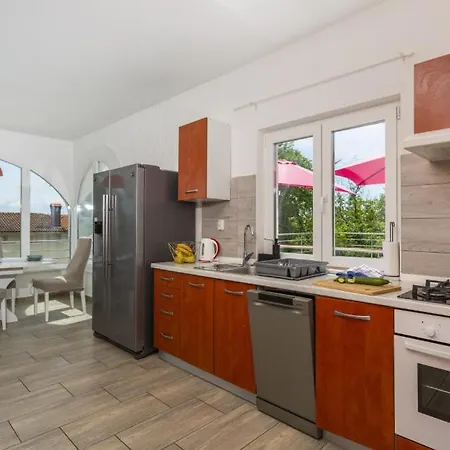 Nino With View - Lovran By Guide Villa