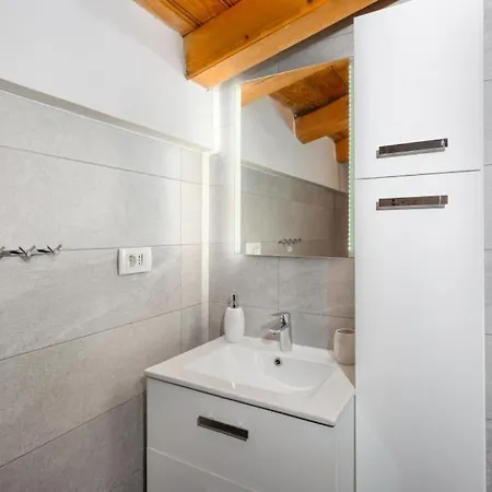 Nino With View - Lovran By Guide Villa