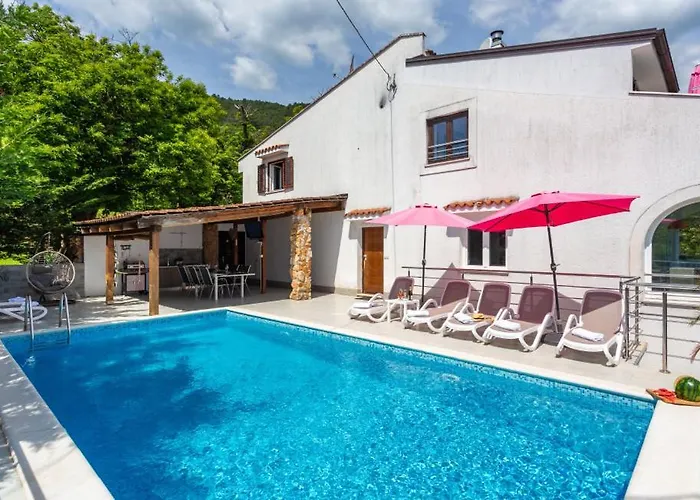 Villa Nino With View - Lovran By Guide Tulisevica